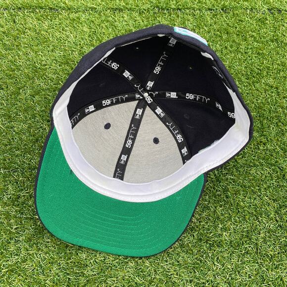 New Era Milwaukee Brewers 1982 Cooperstown Collection Fitted Hat - Picture 5 of 5